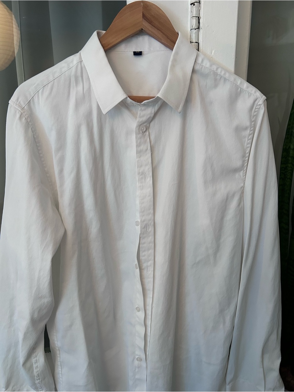 Source Unknown White Men's Dress Shirt - Classic Spread Collar